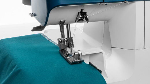 PFAFF® admire™ 1000 Overlock Maschine