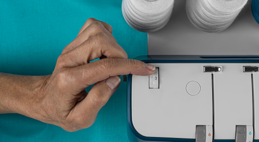 PFAFF® admire™ 1000 Overlock Maschine