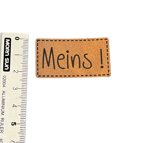 Etikett / Label MEINS braun aus veganen Leder
