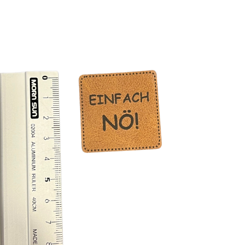 Etikett / Label EINFACH NÖ braun aus veganen Leder