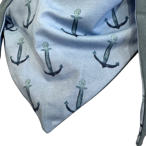Dreieckstuch mit Anker auf blauen Grund