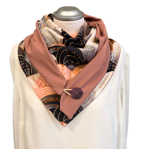 Dreieckstuch mit mit Halbkreisen und angedeuteten Goldglitter