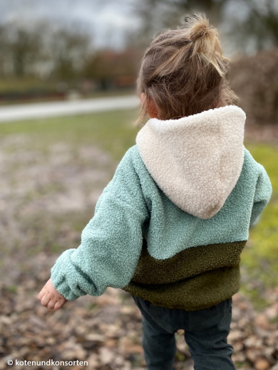 Teddy – Bouclé-Fleece in naturweiß