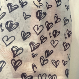 Sommertuch mit blauen Herzen