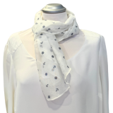 Sommertuch mit blauen Ankern