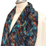 Loopschal mit abstrakten Design auf dunkelblau Sommersweat - Loop für Damen Loopschal mit abstrakten Design auf dunkelblau Sommersweat - Loop für Damen