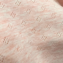 Loopschal aus Feinstrick mit Lochmuster in rosa