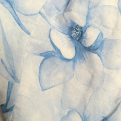 Viskoseloop Aquarellblumen in blau